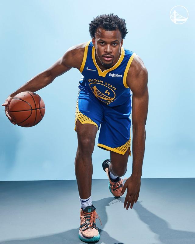 1634538826972099193.jpg E87RLH8VICEQopV.jpg